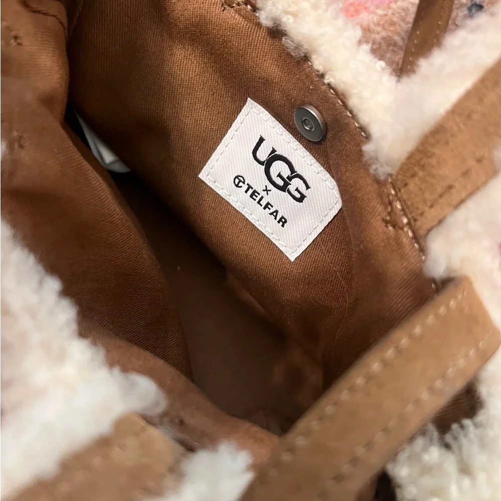 Telfar x Uggs small shopping tote - Picture 4 of 4